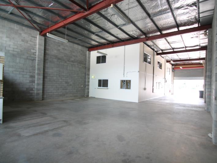 Click to view all images Newstead QLD 4006 - Image 2