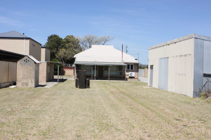 Click to view all images 5 Brockman Road Midland WA 6056 - Image 3