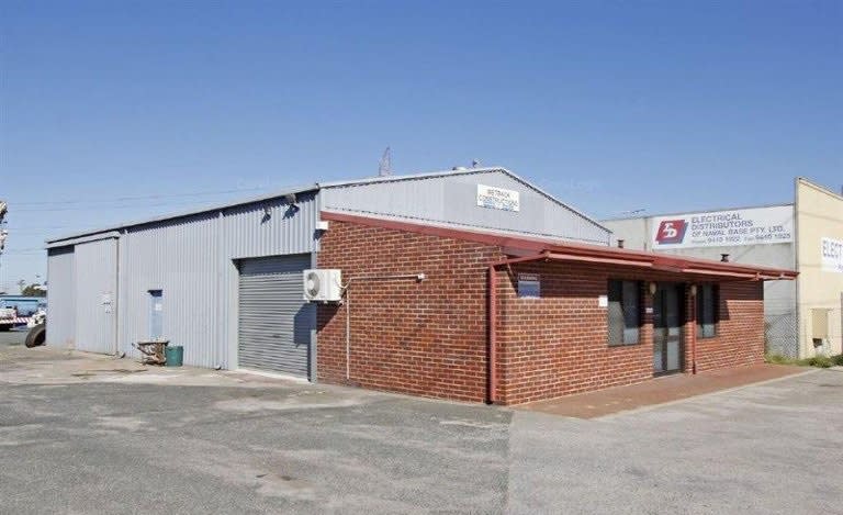 Click to view all images 24 Burlington Street Naval Base WA 6165 - Image 1