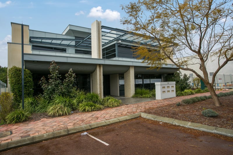 Click to view all images 2/190 Main Street Osborne Park WA 6017 - Image 3