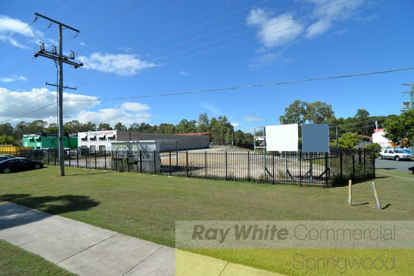 Click to view all images 3671 Pacific Highway Slacks Creek QLD 4127 - Image 1