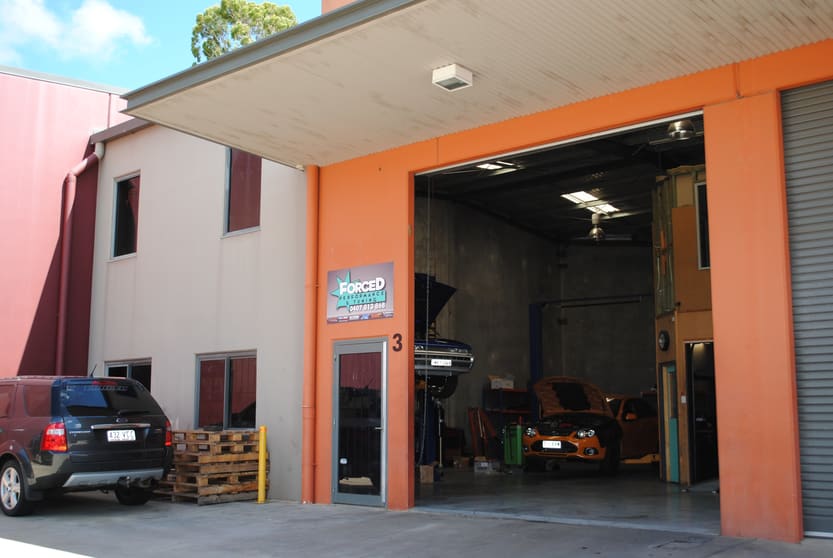 Click to view all images Unit 3, 9-15 Yarra Lane Rockville QLD 4350 - Image 1