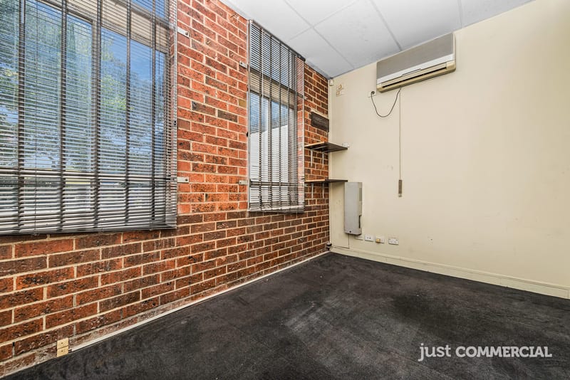 Click to view all images 7 Alfred Street Blackburn VIC 3130 - Image 2