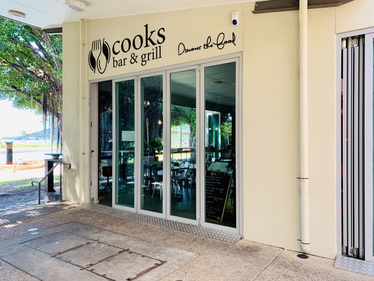 Click to view all images 8/265 Shute Harbour Road Airlie Beach QLD 4802 - Image 3