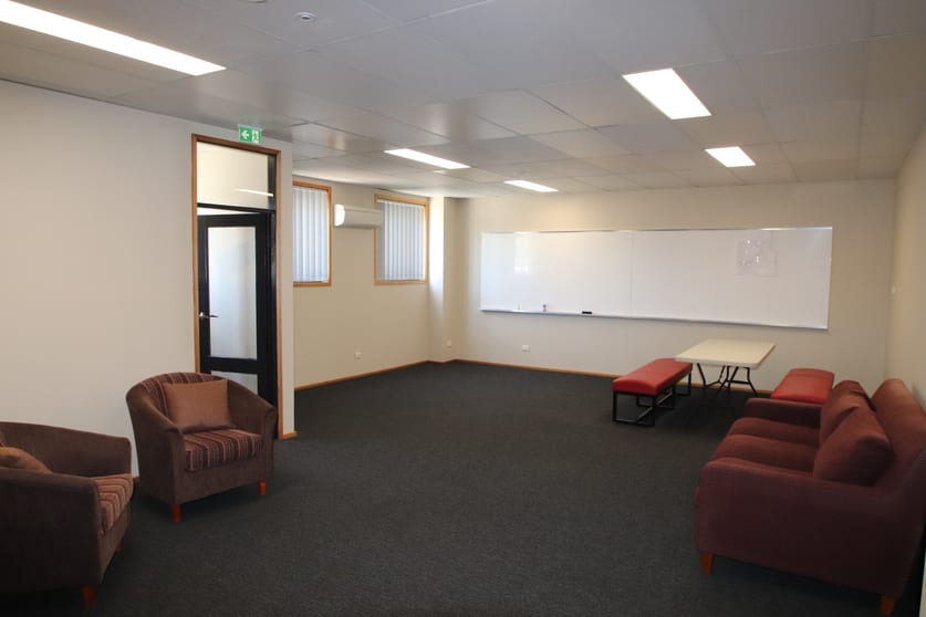 Click to view all images Level 1, 13 First Avenue Unanderra NSW 2526 - Image 2