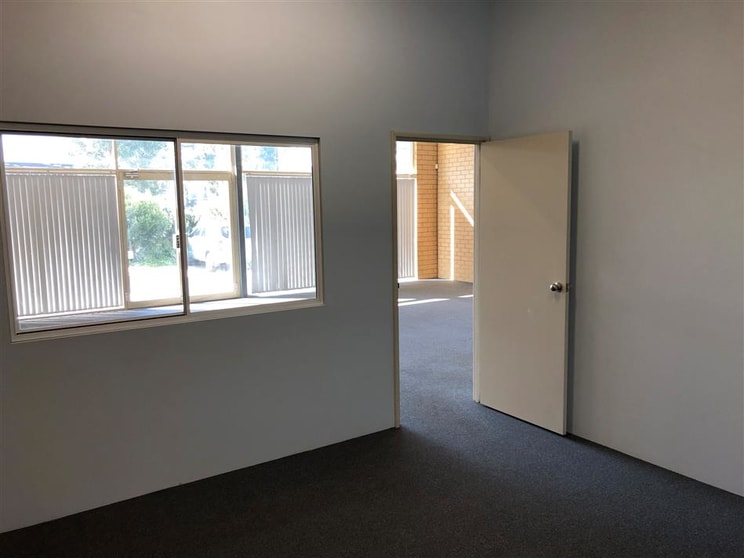 Click to view all images 3/126-130 Bannister Road Canning Vale WA 6155 - Image 2