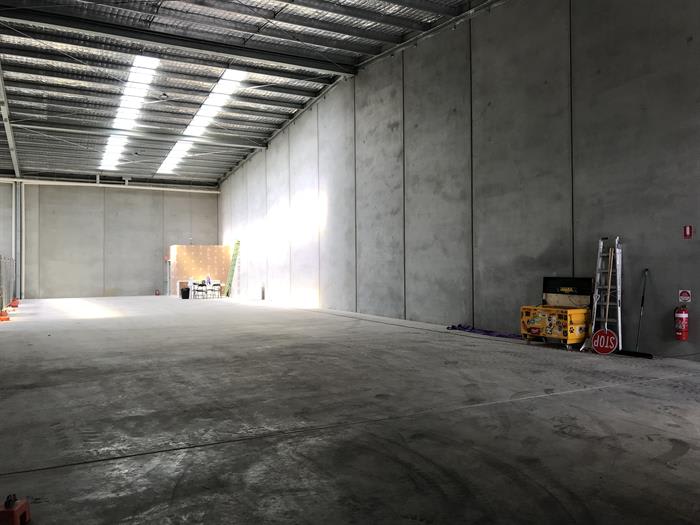 Click to view all images Unit 2 & 3, 8-10 Coronet Street Wendouree VIC 3355 - Image 2