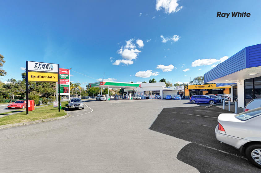 Click to view all images 177 Government Road Labrador QLD 4215 - Image 3