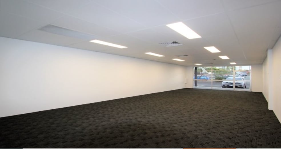 Click to view all images G04B/3-15 Dennis Road Springwood QLD 4127 - Image 3