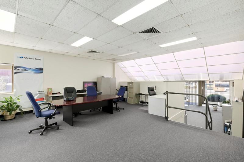 Click to view all images 861 Doncaster Road Doncaster VIC 3108 - Image 3