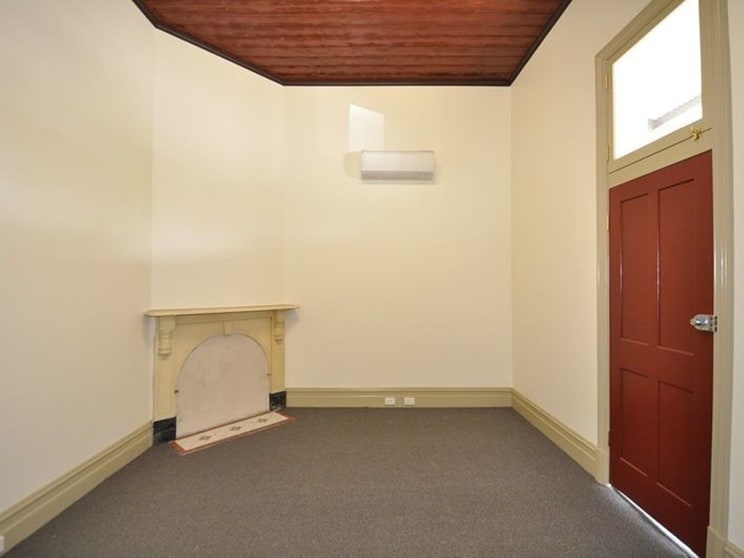 Click to view all images 326 Eaglehawk Road California Gully VIC 3556 - Image 3