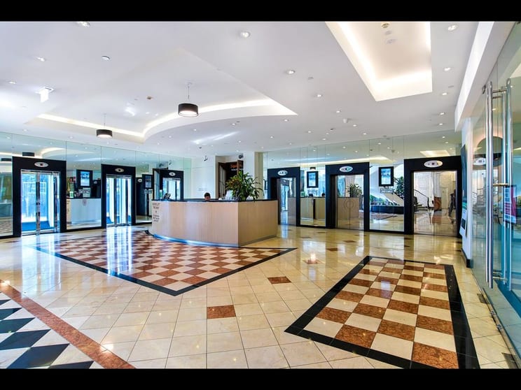 Click to view all images 624/1 Queens Road Melbourne VIC 3000 - Image 3