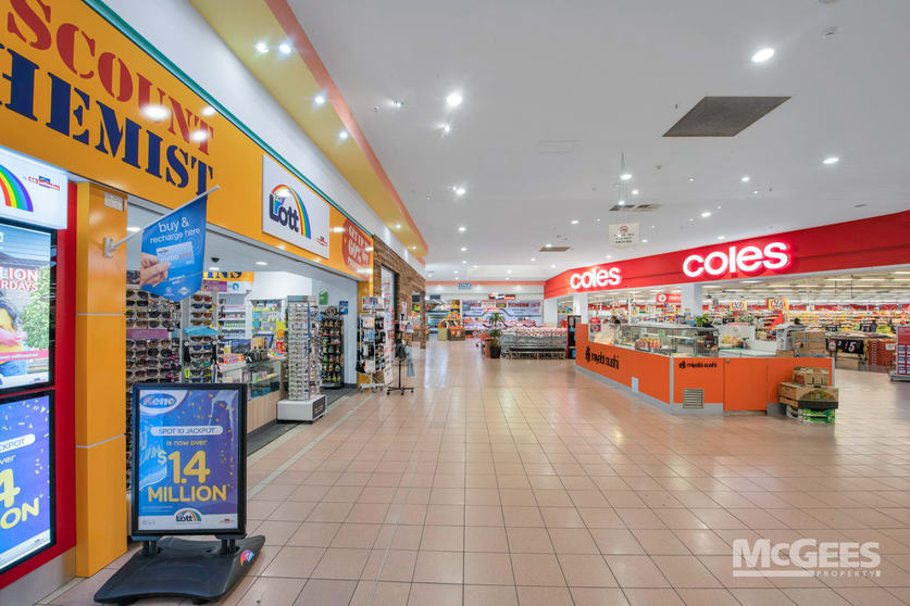 Click to view all images 130-150 Hub Drive Aberfoyle Park SA 5159 - Image 3