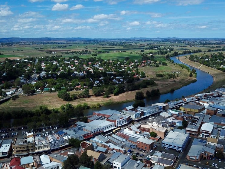 Click to view all images 448 High Street Maitland NSW 2320 - Image 2