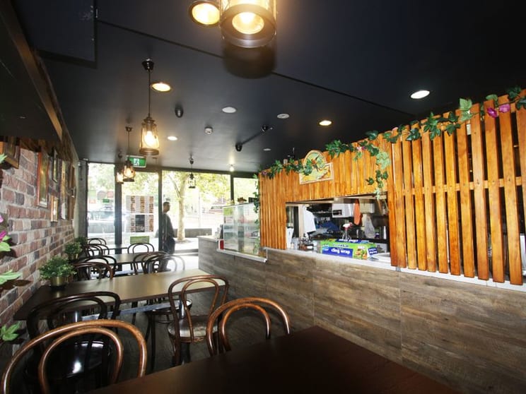 Click to view all images 2/238 William Street Kings Cross NSW 2011 - Image 2