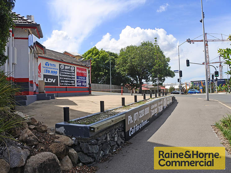 Click to view all images 108a Breakfast Creek Road Newstead QLD 4006 - Image 2