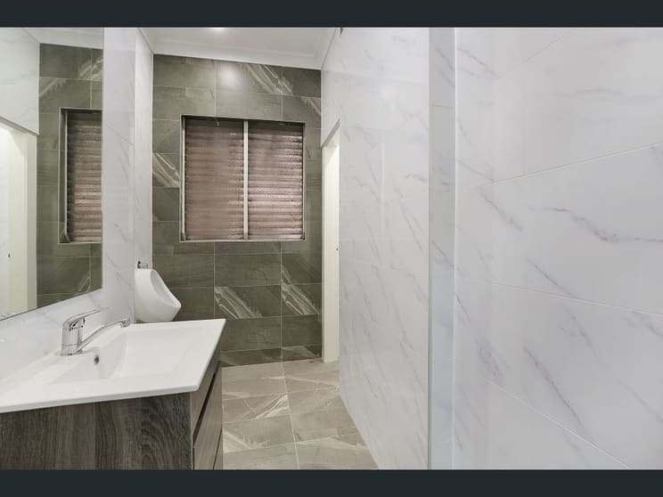 Click to view all images 122 Castlereagh Street Sydney NSW 2000 - Image 3