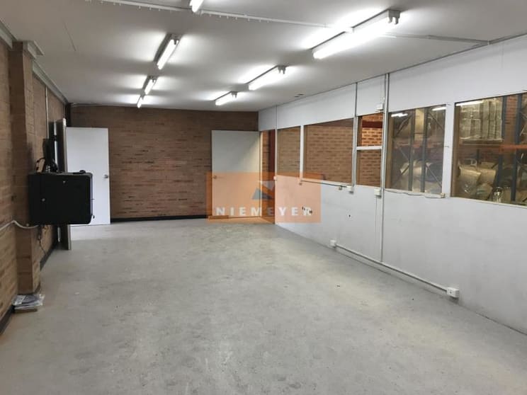 Click to view all images 4 - 16 Alfred Road Chipping Norton NSW 2170 - Image 2