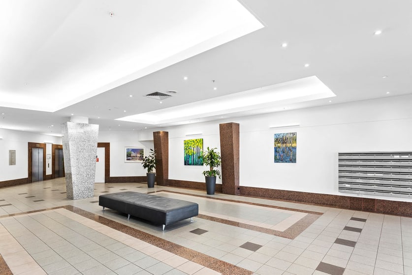 Click to view all images 5/150 Albert Road South Melbourne VIC 3205 - Image 2