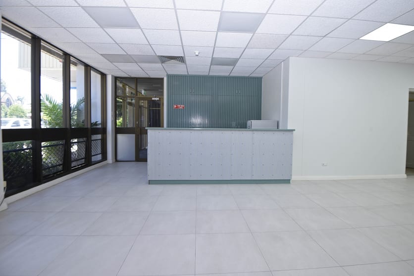 Click to view all images 2/70 Cavenagh Street Darwin City NT 0800 - Image 3