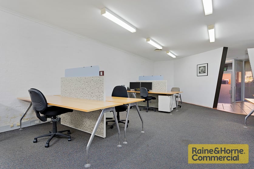Click to view all images Bowen Street Spring Hill QLD 4000 - Image 3
