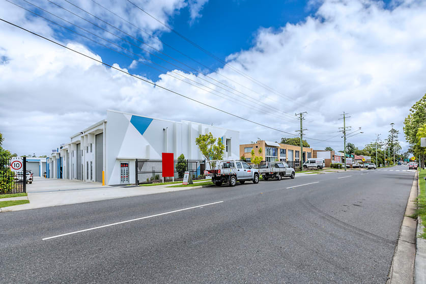 Click to view all images 4/254 South Pine Road Enoggera QLD 4051 - Image 1