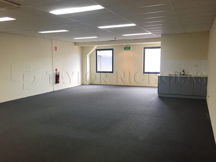Click to view all images 2/12 Chester Street Camperdown NSW 2050 - Image 2
