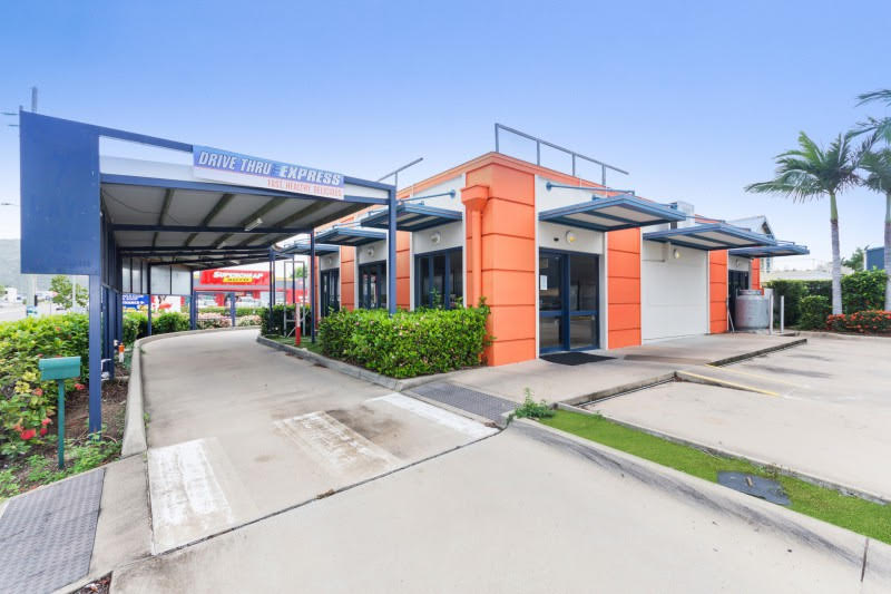 Click to view all images 152 Charters Towers Road Hermit Park QLD 4812 - Image 1
