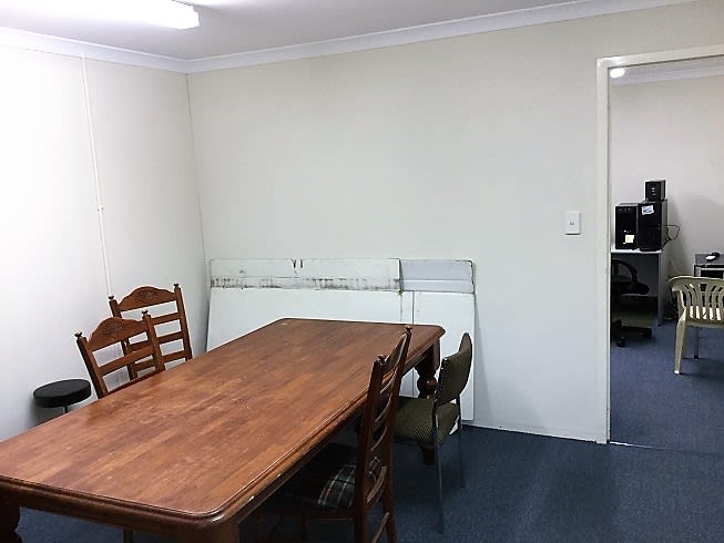 Click to view all images 3/16 Dyer Road Bassendean WA 6054 - Image 3