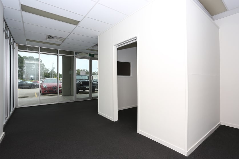 Click to view all images 17/6 James Road Beachmere QLD 4510 - Image 3