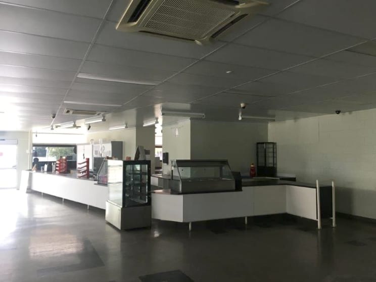 Click to view all images 104 Maryborough Street Bundaberg South QLD 4670 - Image 2