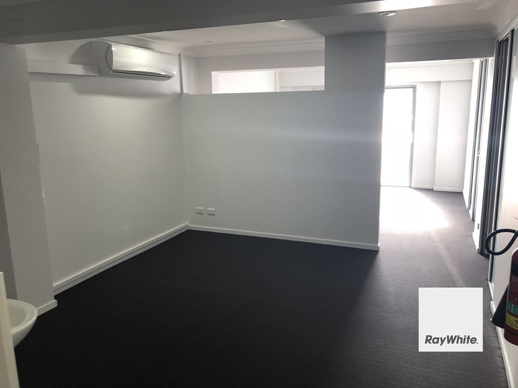 Click to view all images 12/357 Gympie Road Strathpine QLD 4500 - Image 2