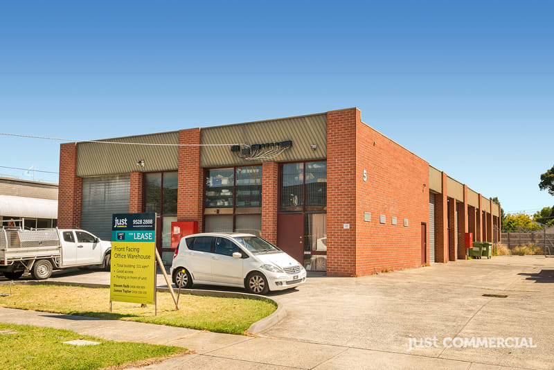 Click to view all images 2/5 Shearson Crescent Mentone VIC 3194 - Image 3
