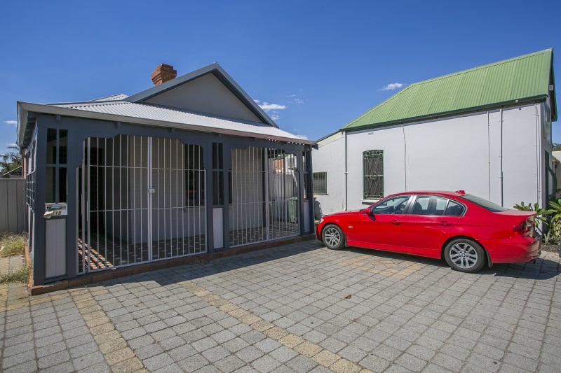 Click to view all images 118 Parry Street Perth WA 6000 - Image 1