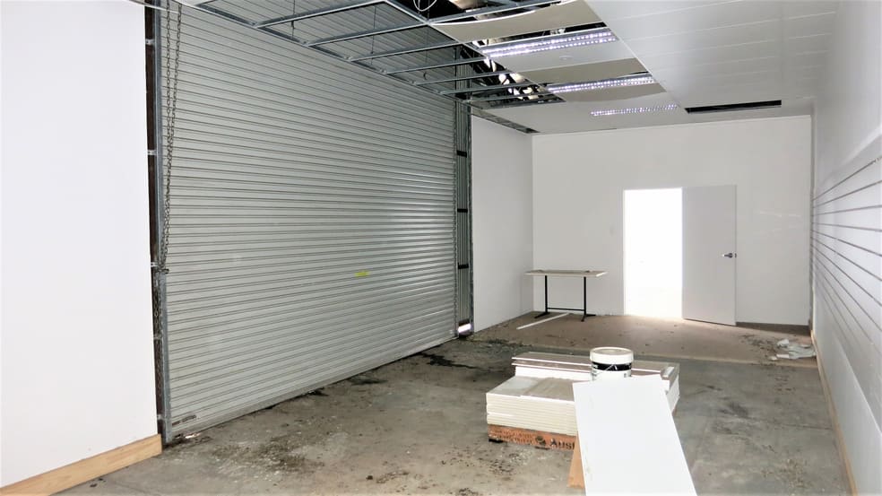 Click to view all images Sandgate QLD 4017 - Image 2
