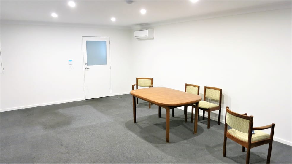 Click to view all images Arana Hills QLD 4054 - Image 2
