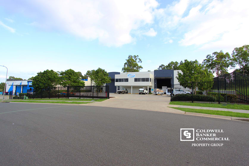 Click to view all images 27 Commerce Circuit Yatala QLD 4207 - Image 2