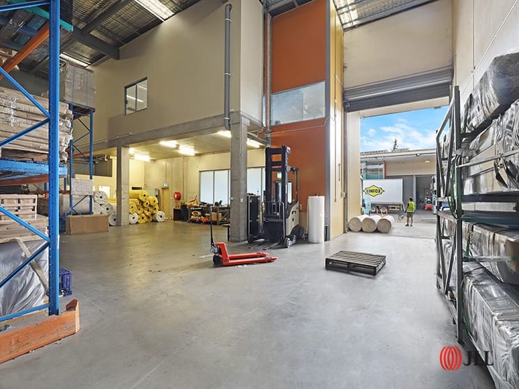 Click to view all images 4 - 6 Junction Street Auburn NSW 2144 - Image 3