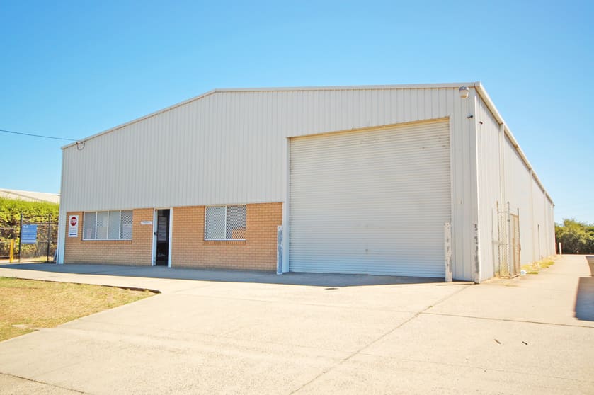 Click to view all images 923 Metry Street North Albury NSW 2640 - Image 1