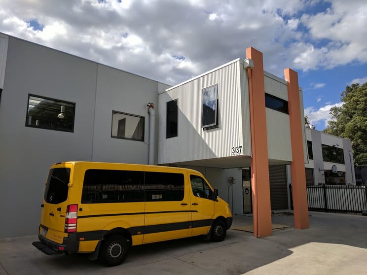 Click to view all images 3/35 Rooks Road Mitcham VIC 3132 - Image 1