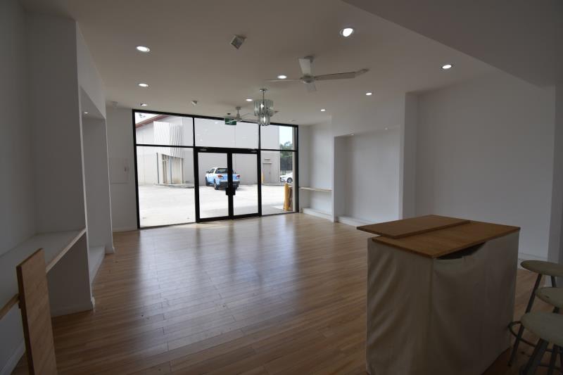 Click to view all images 2/44-46 Medcalf Street Warners Bay NSW 2282 - Image 3