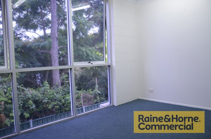 Click to view all images 4b/36 Hampton Street East Brisbane QLD 4169 - Image 2