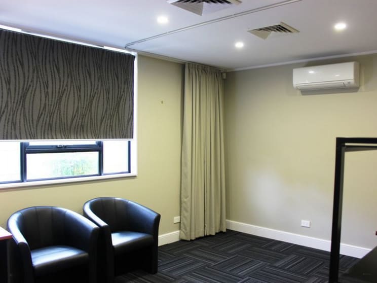 Click to view all images 8/7 Scott Street East Toowoomba QLD 4350 - Image 3