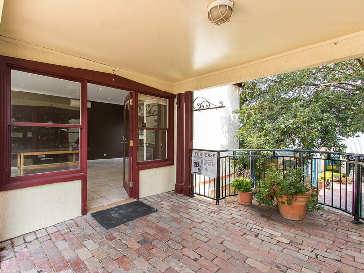 Shop 7 Hunter Valley Gardens, 2090 Broke Road Pokolbin NSW 2320 - Image 1