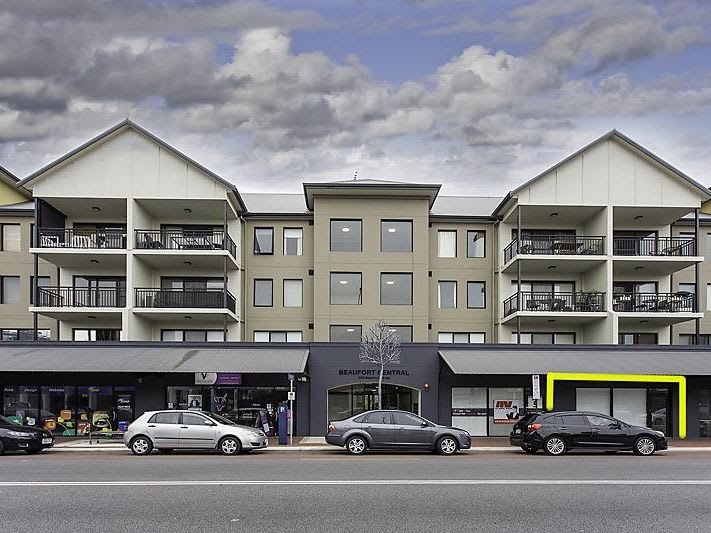 Click to view all images 4/250 Beaufort Street Perth WA 6000 - Image 2