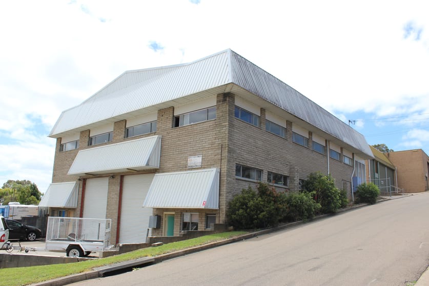 Click to view all images 2/24 Russell Street Batemans Bay NSW 2536 - Image 1