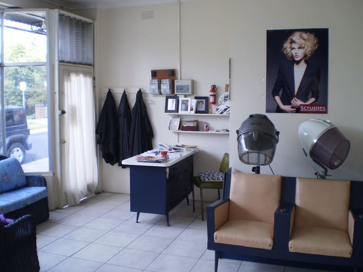 Click to view all images 29 Melva Street Bentleigh East VIC 3165 - Image 2