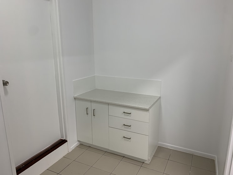 Click to view all images 1 & 2/13 Tank Street Gladstone Central QLD 4680 - Image 3