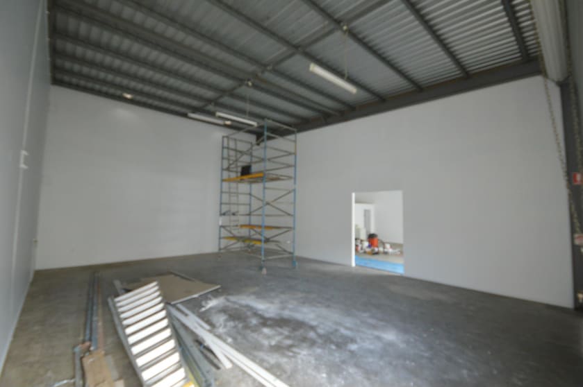 Click to view all images Currumbin Waters QLD 4223 - Image 3