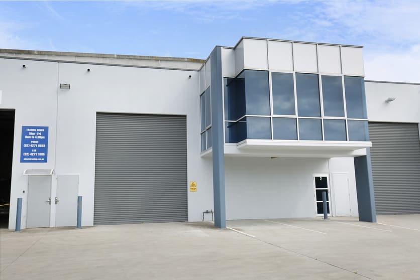 2/7 Luso Drive Unanderra NSW 2526 - Image 1